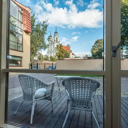 Luxury Down Town Apartment, Terrace, Parking דירה וילנה