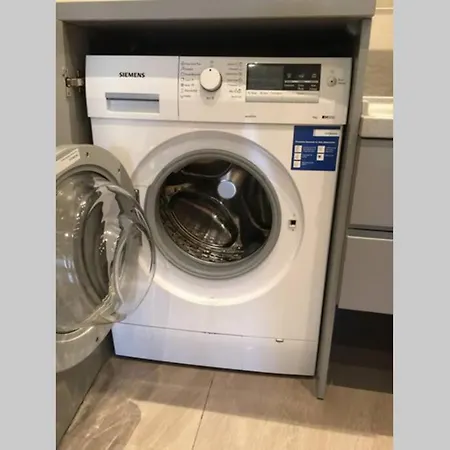 דירה Luxury Down Town Apartment, Terrace, Parking וילנה
