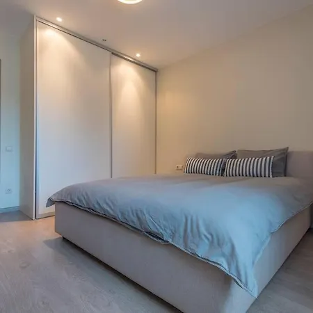 Luxury Down Town Apartment, Terrace, Parking דירה *